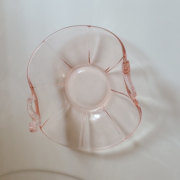 Vintage Pink Depression Glass Basket - Picture 2 of 7